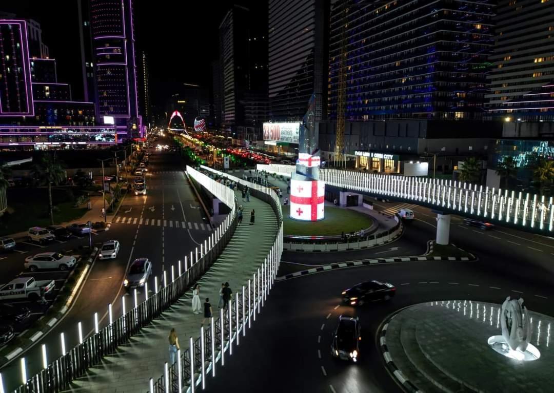 New Wave 2 Apartment Batumi Luaran gambar
