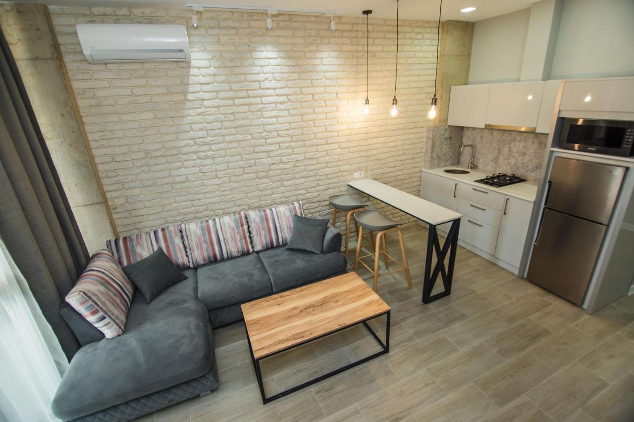 New Wave 2 Apartment Batumi Luaran gambar