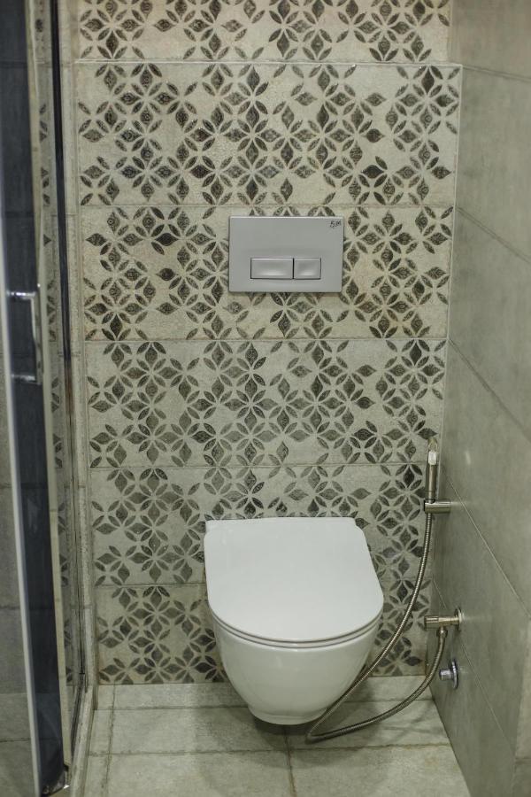 New Wave 2 Apartment Batumi Luaran gambar